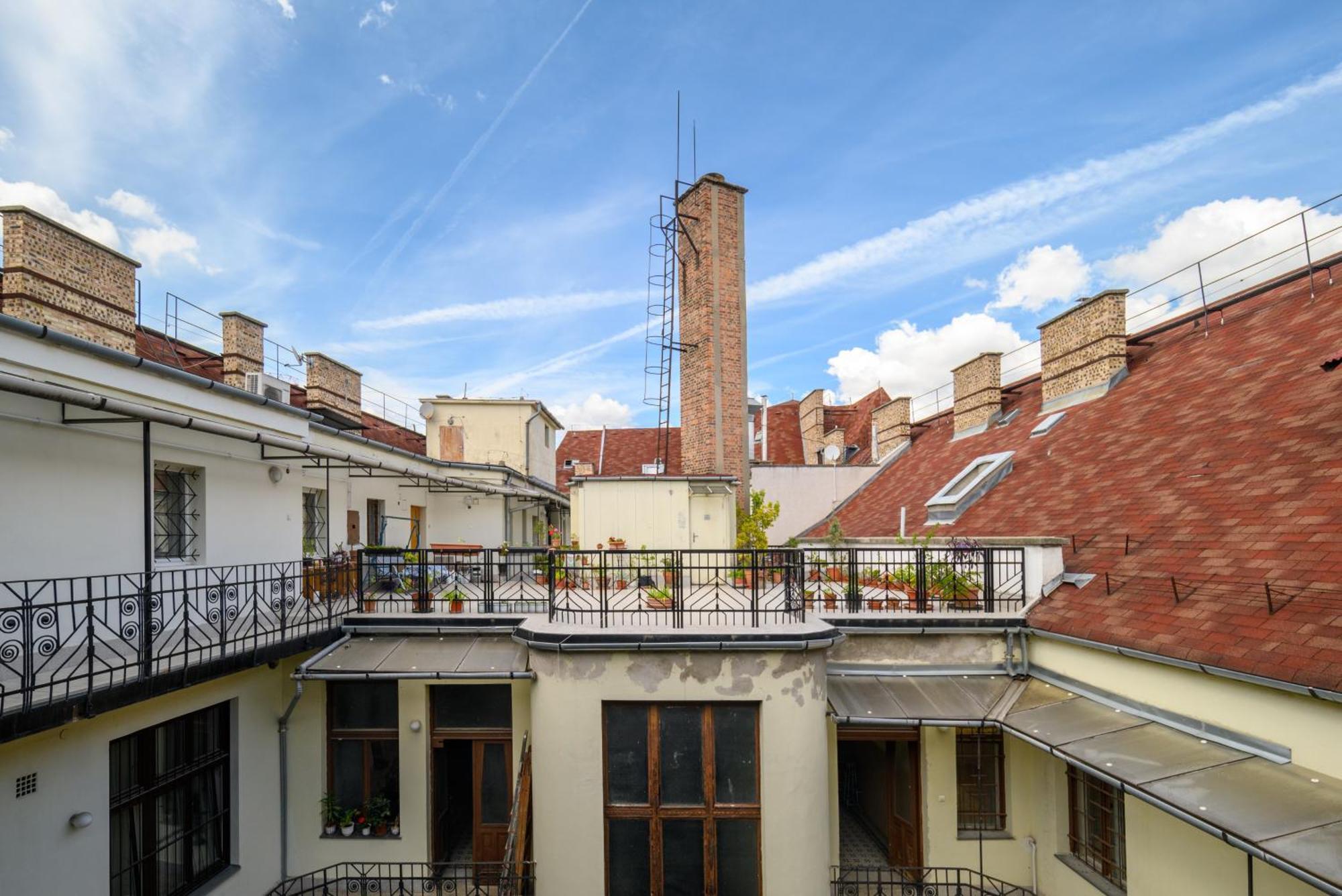 Parlament Apartmant Budapest Bagian luar foto